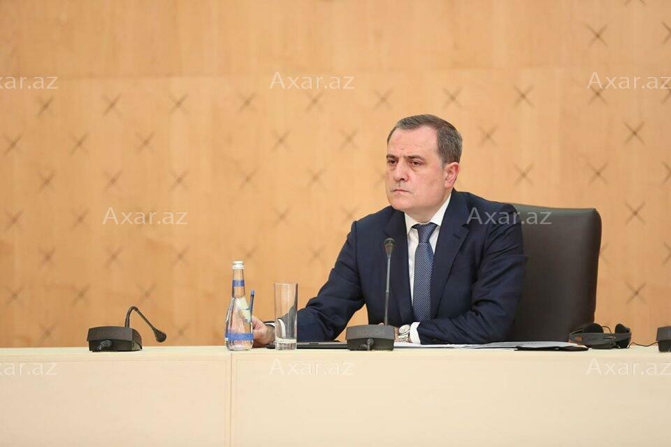 Ceyhun Bayramov Xəzərin suyunun azalmasından danışdı